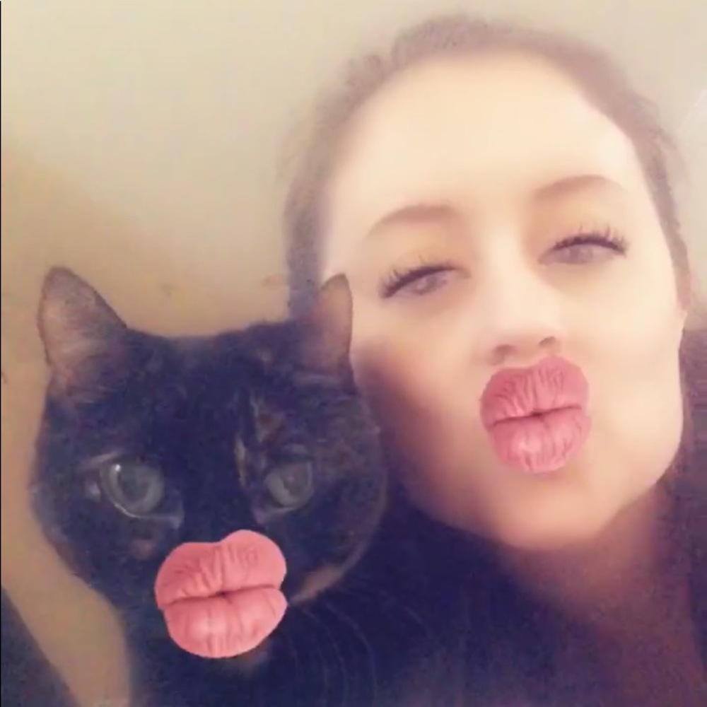 Meet your Posher, Beth